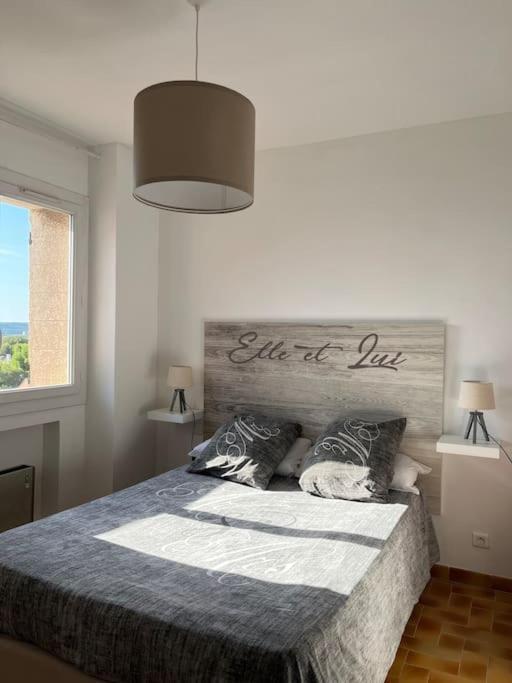 Appartement Proche Aeroport Marseille Marignane - Studio Confortable - Logement Ideal - Hebergement Tout Equipe Rognac Exterior foto
